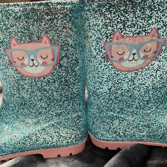 Blue sparkly rain boots - Picture 4 of 4